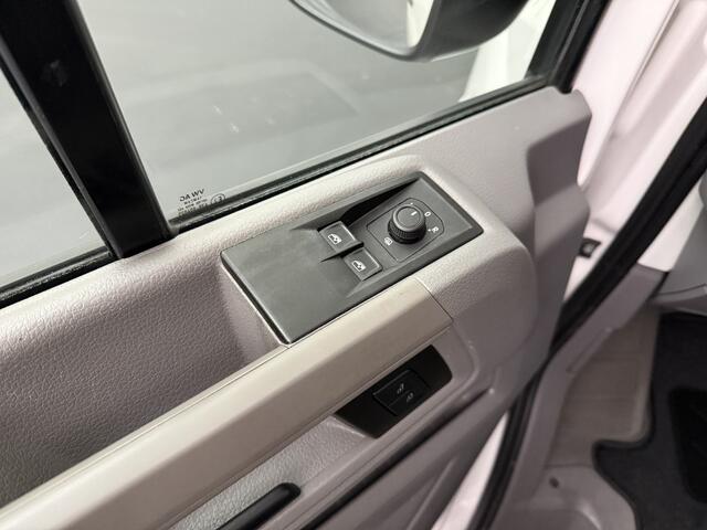Volkswagen CRAFTER 2.0TDI 140PK DSG Automaat L3H3 | Navigatie | Camera | Airco | Cruise