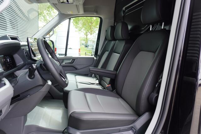 Volkswagen CRAFTER 180pk Automaat Facelift L4H3/L3H2 Navigatie Apple Carplay Camera Digitaal Dashboard Cruise control LED