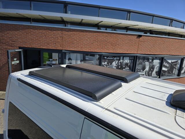 Volkswagen CRAFTER 30 2.0 TDI L3H2 Multifunctionele Inrichting, met zonnepanelen camper met -motor/fiets vervoer