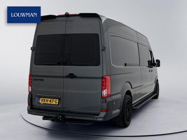 Volkswagen CRAFTER 35 2.0 TDI L4H3 DC 177pk Leder Schuifdeur L+R Dubbele cabine Led Adaptieve cruise control Standkachel Treeplanken Trekhaak Geveerde stoel