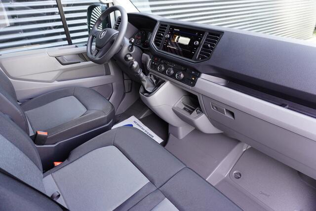 Volkswagen CRAFTER 35 140pk 2.0 TDI L4H3/ L3H2 Cruise control Camera Apple Carplay Parkeersensoren 3-zits