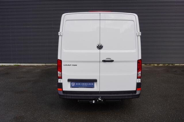 Volkswagen CRAFTER 35 140pk L3H2/L2H1 Cruise control Airco Trekhaak 3-Zits Laadruimte betimmering Bluetooth
