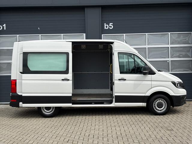 Volkswagen CRAFTER 2.0 TDI 3000KG AHW 177PK L3H2 Camera / Cruise / Trekhaak / PDC / Carplay / Airco / Bluetooth