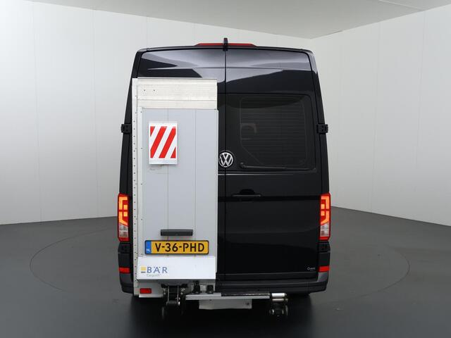 Volkswagen CRAFTER 2.0 TDI | AUT. | L4 H3 | DUBBEL CABINE | LAADKLEP | 177 PK | ADAPTIEVE CRUISE CONTROL | 7-ZITS DC | LED | CARPLAY | ANDROID AUTO | ACHTERUITRIJCAMERA | PARKEERSENSOREN | STUURWIEL VERWARMING | METALLIC LAK