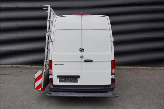 Volkswagen CRAFTER 177pk L3H3/L2H2 Glasresteel Camera Parkeersensoren Airco Glaswagen 3-Zits