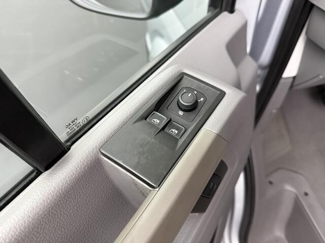 Volkswagen CRAFTER 2.0TDi 177PK DSG Automaat Exclusive | Navigatie | Camera | Led | 3-Zits | Trekhaak 3000Kg
