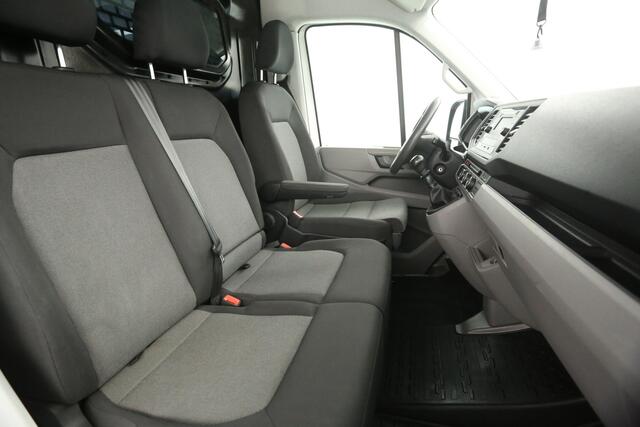 Volkswagen CRAFTER 35 2.0 TDI 140PK L3H3 | Marge | 3000kg Trekgew. | Airco | Cruise | 3 Zits | Trekhaak