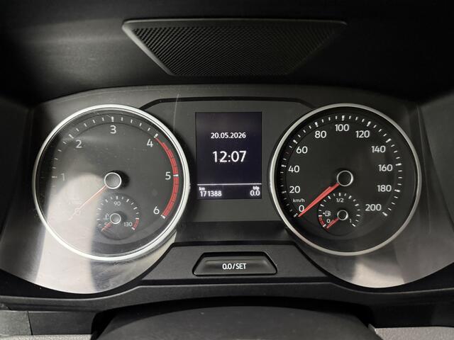 Volkswagen CRAFTER 2.0TDi 177PK Automaat L3H3 Exclusive | Navigatie | Camera | Imperiaal | Trekhaak | Airco | Cruise | 3-Zits