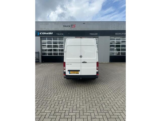 Volkswagen CRAFTER 35t L4H3 Highline > 177pk/Automaat/Trekhaak/Camera/P Sensoren