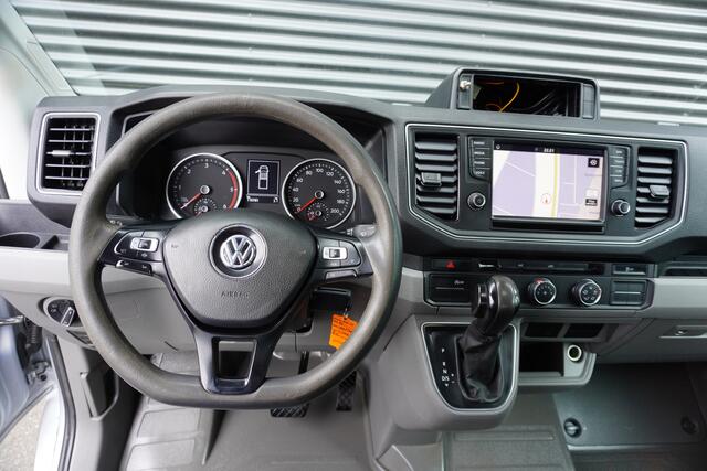 Volkswagen CRAFTER 180pk Automaat Dubbellucht Open laadbak LED Trekhaak Dubbele cabine Cruise control Navigatie