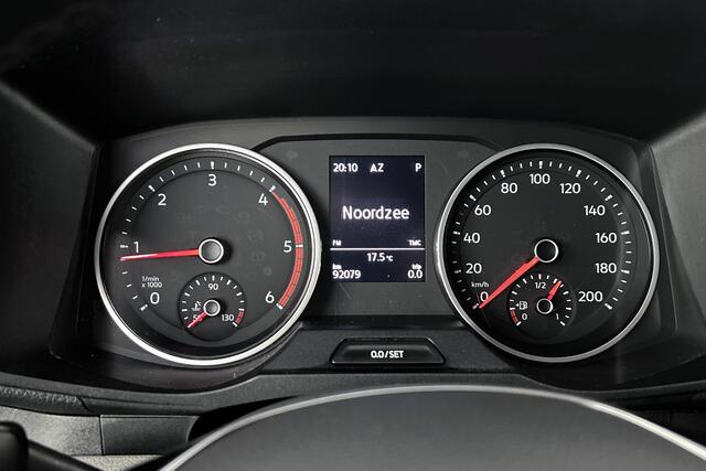 Volkswagen CRAFTER 35 2.0 TDI L3H3 Highline | Trekhaak | LED koplampen | Adaptieve cruise control
