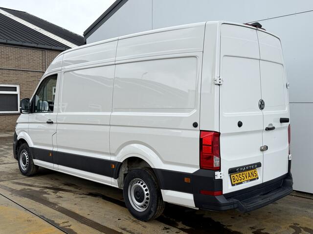 Volkswagen CRAFTER 2.0 TDI 140PK Nieuw Model! L3H3 Camera Climate control Carplay Parkeersensoren v+a