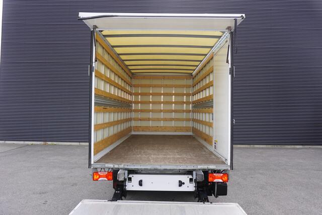 Volkswagen CRAFTER 140pk Bakwagen Laadklep Zijdeur Apple Carplay Airco Cruise control