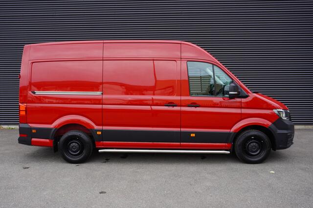 Volkswagen CRAFTER 140pk Automaat L3H3/L2H2 Apple Carplay Camera Stoelverwarming Cruise control Sidebars