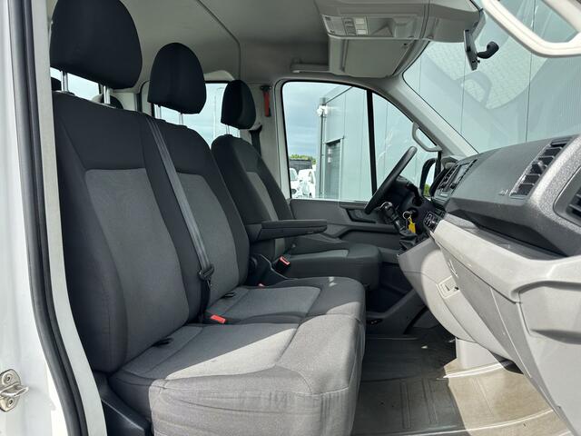 Volkswagen CRAFTER 35 2.0 TDI / 1e EIG. / 41.919 KM / DUBBEL CABINE / PICK UP / 7 PERSOONS / 2.5 TONS TREKHAAK / AIRCO / CRUISE / DUBBELE CABINE