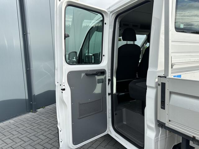 Volkswagen CRAFTER 35 2.0 TDI / 1e EIG. / 41.919 KM / DUBBEL CABINE / PICK UP / 7 PERSOONS / 2.5 TONS TREKHAAK / AIRCO / CRUISE / DUBBELE CABINE