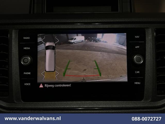 Volkswagen CRAFTER 2.0 TDI 177pk L4H3 L3H2 Euro6 Airco | Camera | Navigatie | Apple Carplay | 3000kg Trekhaak Android Auto, Parkeersensoren, Bijrijdersbank