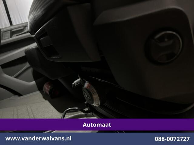Volkswagen CRAFTER 2.0 TDI 141pk Automaat L3H3 L2H2 Euro6 Airco | Camera | Navigatie | Apple Carplay Android Auto, Chauffeursstoel, Parkeersensoren, Leder, Bijrijdersbank, 3000kg trekvermogen