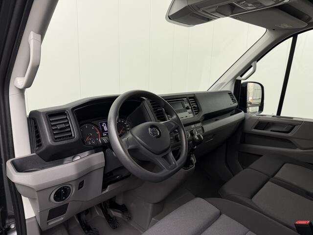 Volkswagen CRAFTER 2.0TDi 140PK L3H3 | 3000Kg Trekhaak | Airco | 3-Zits | Betimmering