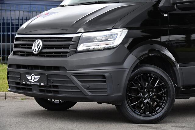 Volkswagen CRAFTER 35 2.0 TDI L3H3 Highline Black Edition Camera, Cruise, Carplay, LED, Clima, Automaat, Trekhaak, Sensoren, Uniek!