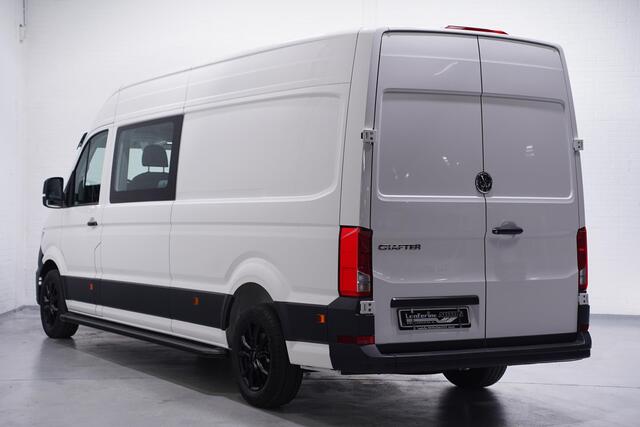 Volkswagen CRAFTER 2.0 TDI 140 pk L4H3 Dubbel Cabine 6p Airco, Cruise control, 17" LMV, Treeplanken, PDC V+A