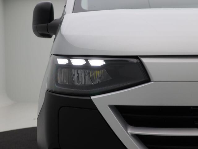 Volkswagen E-Transporter Bedrijfswagens L2 64kWh 218 pk | Trekhaak | Achterdeuren | Bijrijdersbank | Metallic lak |