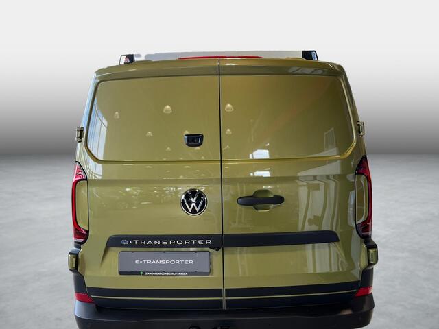 Volkswagen E-Transporter Bedrijfswagens PanAmericana L2 210 kW 286 pk Elektrische aandrijv | Climatronic climate control, 2-zones | Kunststof zijpanelen in laadruimte, hoog | Soundsystem 'harman kardon' met 4 luidsprekers, 1 center luidsprekers en 1 subwoofer | Trekhaak, vast |