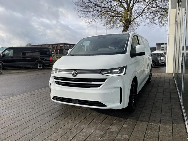 Volkswagen E-Transporter L2 Bulli 218PK | Trekhaak | App Connect | Assistentie Pakket Premium