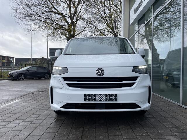 Volkswagen E-Transporter L2 Style 218PK | Trekhaak | App Connect | 3 Zits | Assistentie Pakket Premium