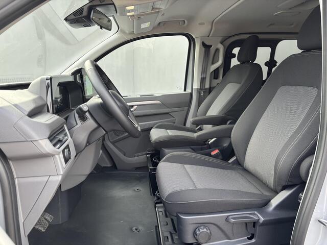 Volkswagen E-Transporter Caravelle 32 L1H1 Life 64 kWh Automaat / NIEUW/ Fabrieksgarantie tot 12-2027 / 8 Persoons / Stone Gray / Warmtepomp / Apple Carplay/Android Auto / Licht en zicht-pakket / Keyless entry / draadloze telefoonlader /