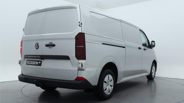Volkswagen E-Transporter L2H1 218pk 64kWh RWD Life-Intro / Direct leverbaar