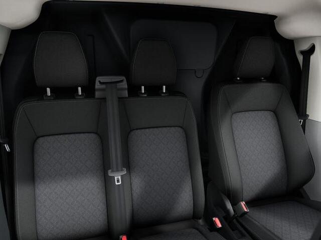 Volkswagen E-Transporter Bedrijfswagens Bestelwagen L2 elektromotor 100 kW (136 pk) 3500 m | Trekhaak | Parkeersensoren achter | Houten laadvloer | Achterdeuren
