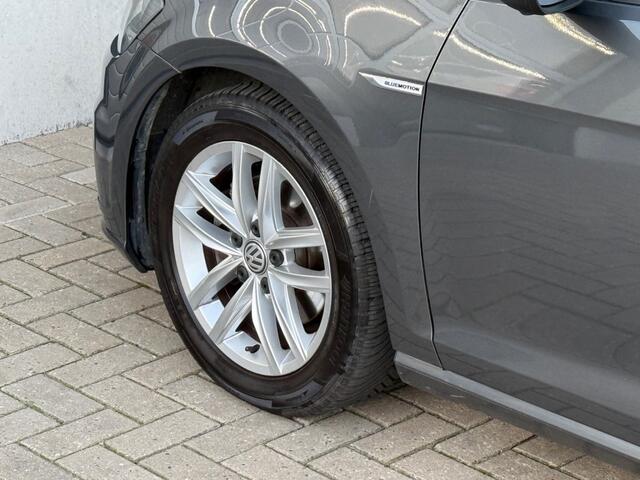 Volkswagen GOLF 1.5 TSI DSG acc stoelverw. goed onderhouden!