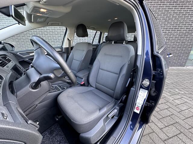 Volkswagen GOLF Variant 1.6 TDI BlueMotion Comfortline | Navigatie | Parkeerhulp | Airco | Cruise