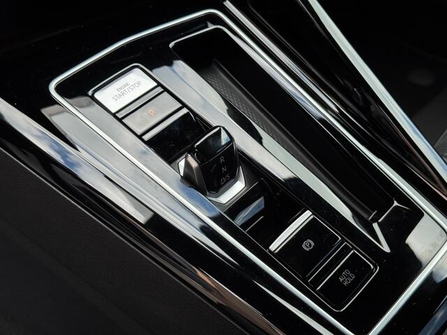 Volkswagen GOLF 1.5 eTSI 150PK DSG R-LINE 2023 22.000KM!