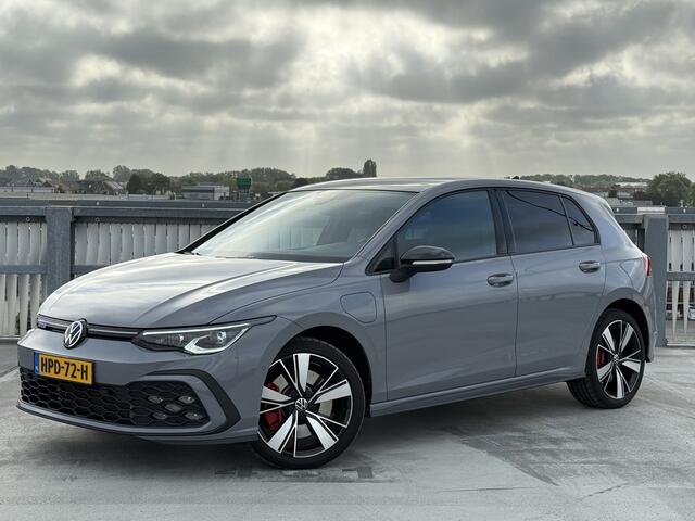 Volkswagen GOLF 1.4 eHybrid GTE | IQ | Pano | Black Style