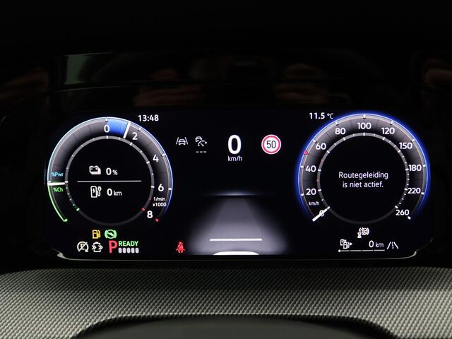 Volkswagen GOLF 1.5 eHybrid GTE 272PK DSG Adaptieve Cruise Controle, Side Assist, Achteruitrijcamera, Stoel-Stuurverwarming, Navi via Apple Carplay/Android Auto, Matrix-LED verlichting, 18" LM Velgen