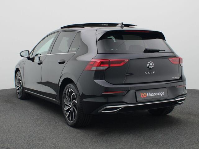 Volkswagen GOLF 1.4 eHybrid Style 204PK DSG full led, adaptive cruise met travel assist, elek. verstelbare voorstoel, elektrisch glazen panorama-dak, voorstoel met massagefunctie, stuur-stoelverwarming, achteruitrijcamera, 17" lichtmetaal