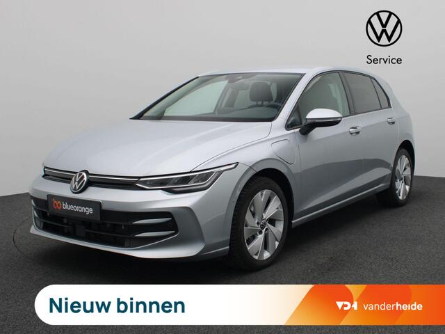 Volkswagen GOLF 1.5 eHybrid Life Edition 204PK DSG Adaptieve Cruise Controle, Navi via Apple Carplay/Android Auto, Achteruitrijcamera, Stoel-Stuurverwarming, Keyless, 17" LM Velgen
