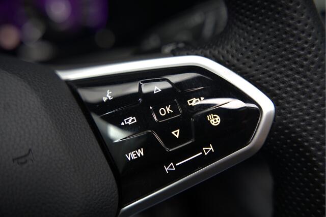 Volkswagen GOLF 2.0 TDI GTD | Panoramadak | Stoelverwarming | Stuurverwarming | Adaptive Cruise Control | Apple Carplay | Sport & Sound | Adaptief Onderstel | Keyless | IQ Light LED | Camera | Ambiance Verlichting