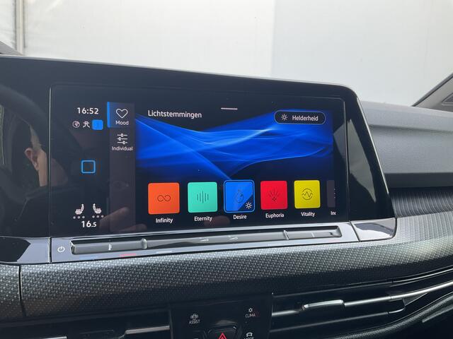 Volkswagen GOLF 1.5 eTSI R-Line Business+ Automaat Sfeerverl Stoel/Stuurverw Adap.Cruise Uitstraling!