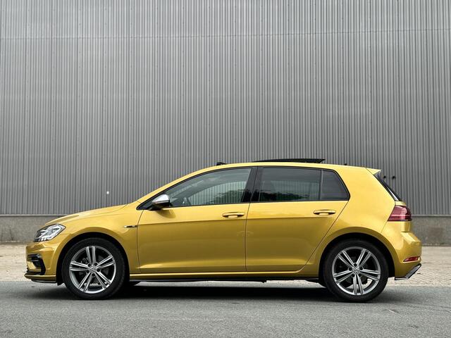 Volkswagen GOLF 1.4 TSI 3x R-line PANO LED VIRTUAL DASH