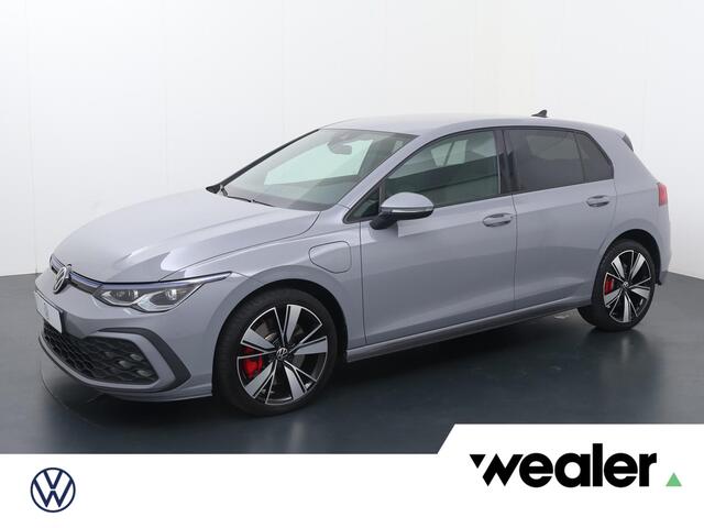 Volkswagen GOLF 1.4 eHybrid GTE | 245 PK | SoH 91% | Trekhaak wegklapbaar | Achteruitrijcamera | IQ.Light LED koplampen |