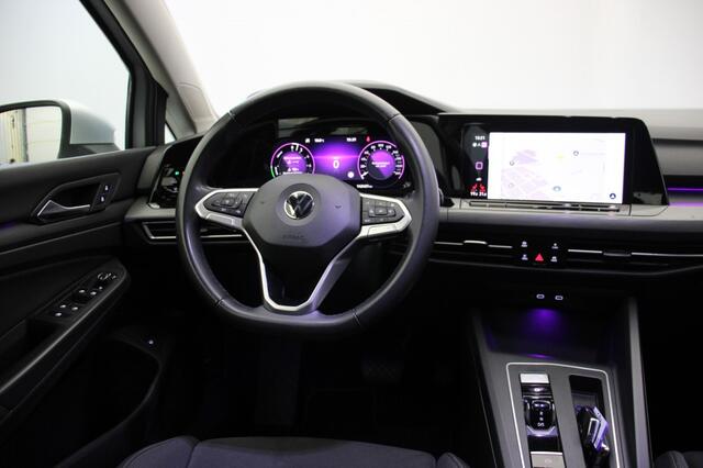 Volkswagen GOLF 1.4 eHybrid PHEV Style - Carplay, Massage, Digitaal Cockpit, Stoelverw.