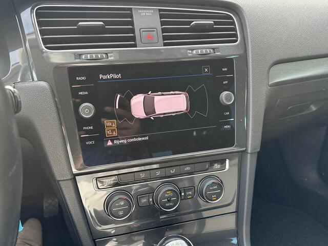 Volkswagen GOLF Variant 1.0 TSI 115pk Comfortline Navigatie Trekhaak