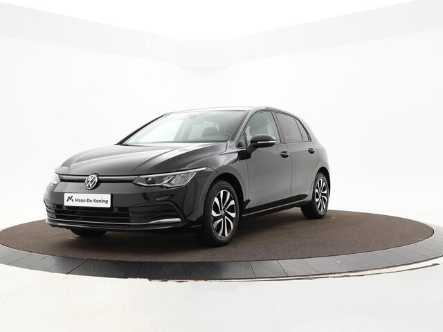 Volkswagen GOLF 1.5 Tsi 150pk Life · Apple/Android Car Play · Navi · P-Sensoren · ACC · DAB · 16'' Inch · Garantie t/m 21-12-2026 of 100.000km