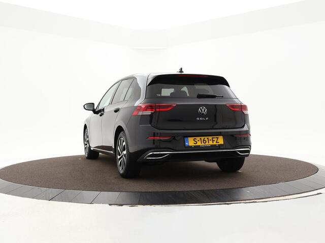 Volkswagen GOLF 1.5 Tsi 150pk Life · Apple/Android Car Play · Navi · P-Sensoren · ACC · DAB · 16'' Inch · Garantie t/m 21-12-2026 of 100.000km