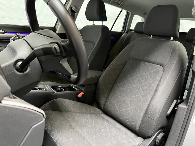 Volkswagen GOLF Variant 1.0 eTSI Life / AUTOMAAT/ ADAPT. CRUISE/ LED/ DIGITAL DASH/ PARK. SENSOREN/ CLIMA 3-ZONE/ NAVI/ BLUETOOTH/ APP-CONNECT/ 16" LMV