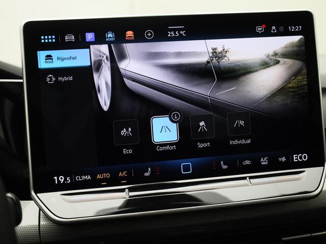 Volkswagen GOLF 1.5 eHybrid 150kW/204PK Style DSG · Navigatie · Massagefunctie · Camera + Parkeersensoren · Garantie tot april 2027