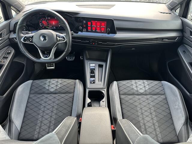 Volkswagen GOLF 1.5 eTSI R-Line Pano-Dak | IQ Light | Stuur & Stoelverw. | Camera